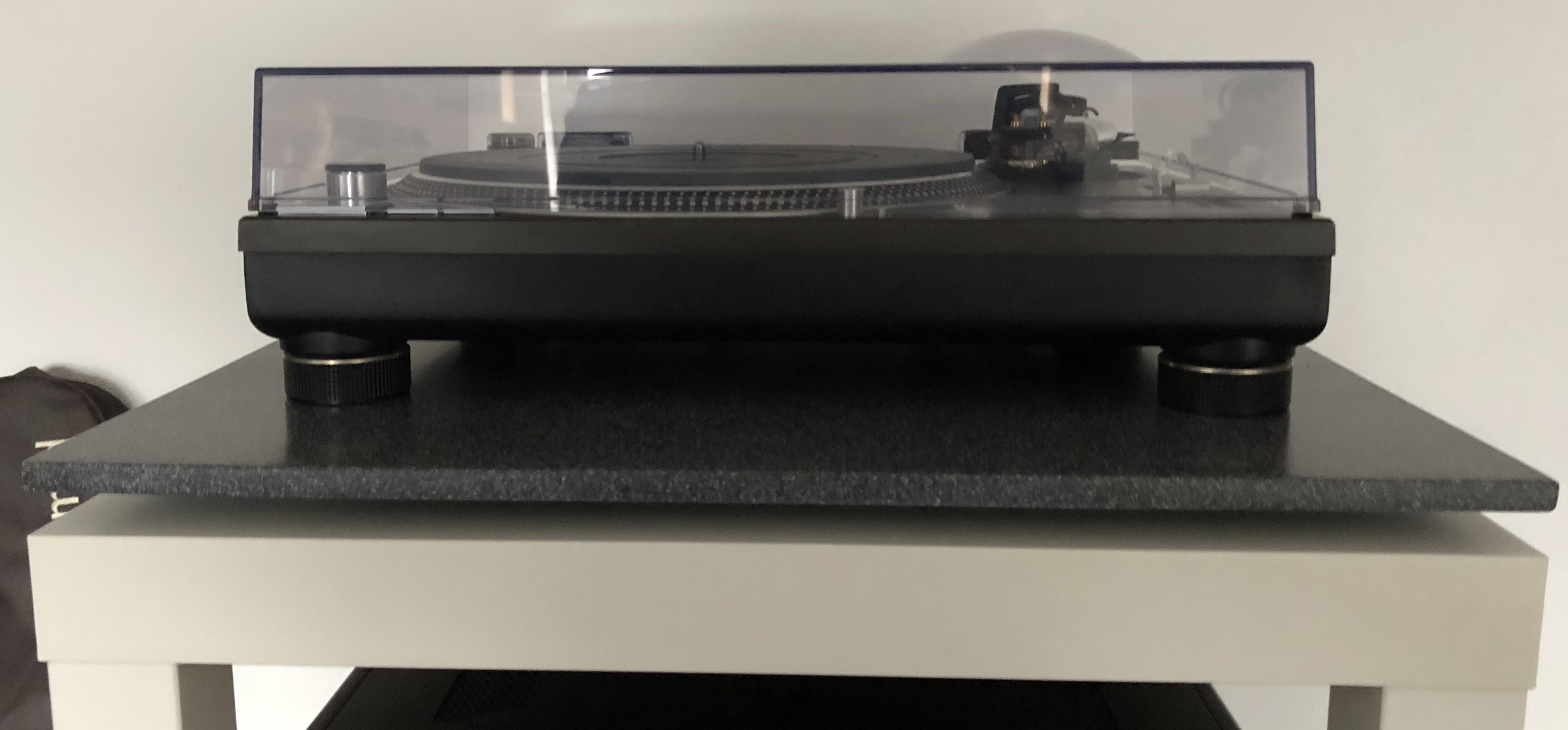 Cheap Turntable Isolation Platform with Corian and Sorbothane Audio
